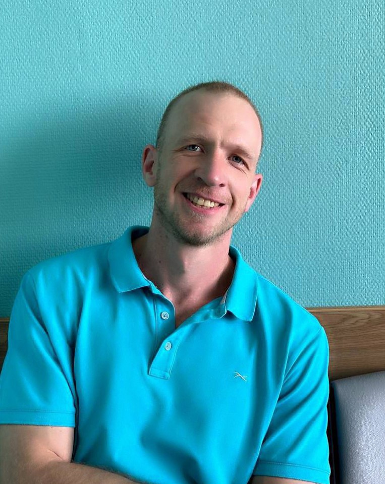 Александр Артамонов